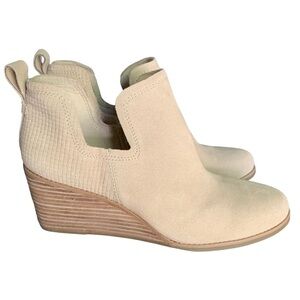 Toms Cream Heeled Boots
